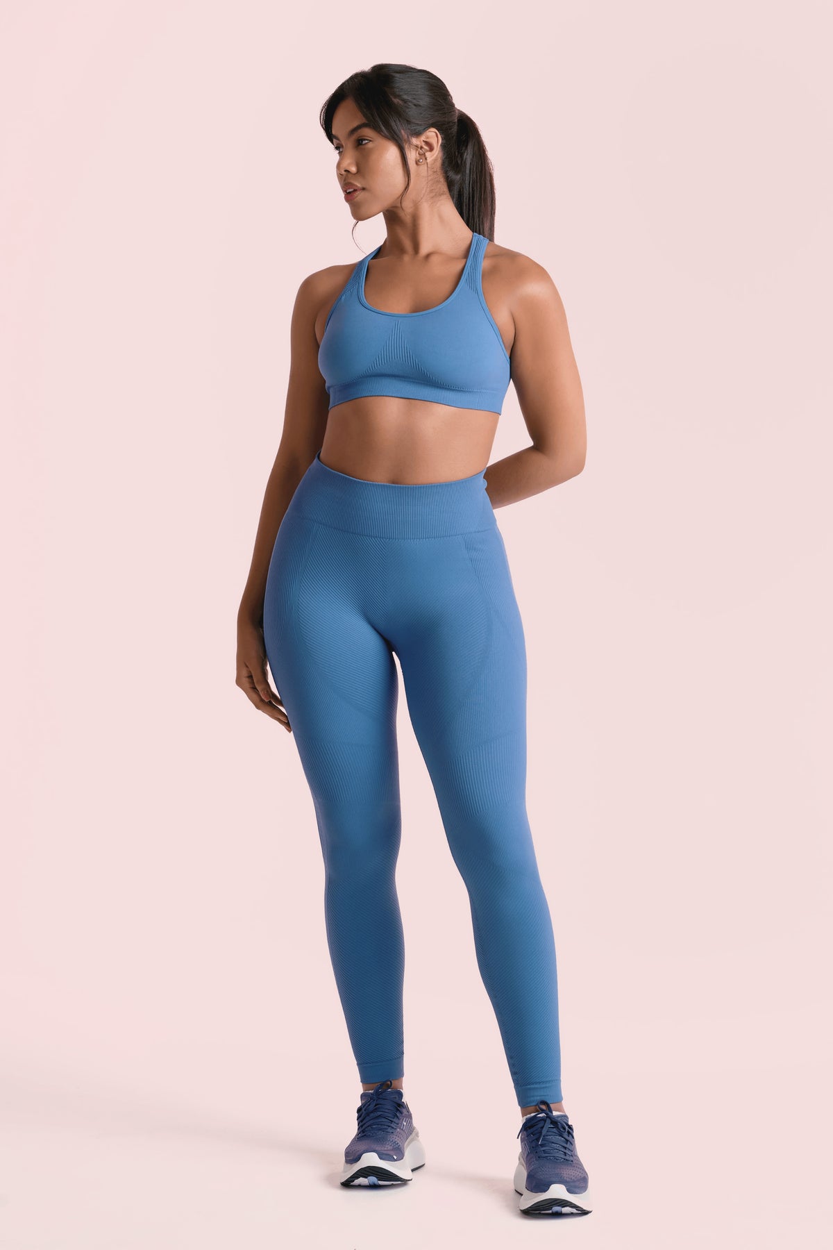 Azul