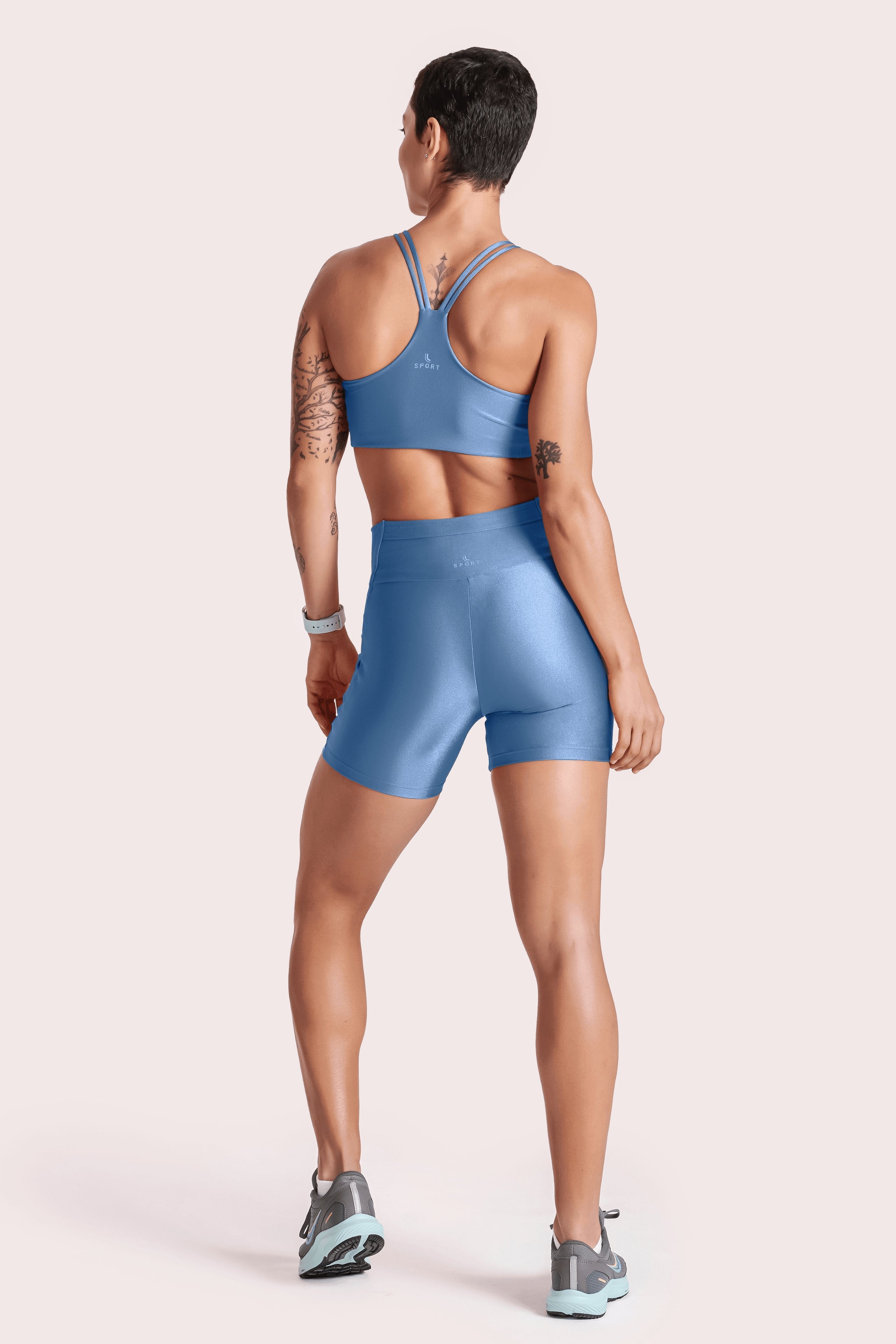 Azul