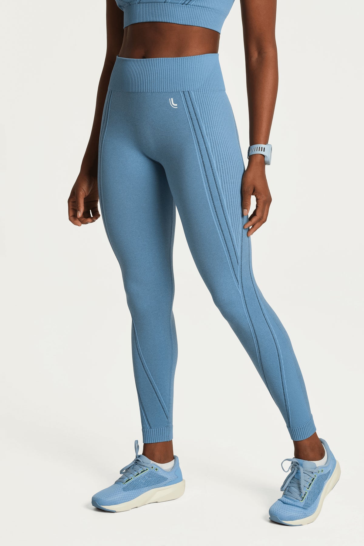 Azul