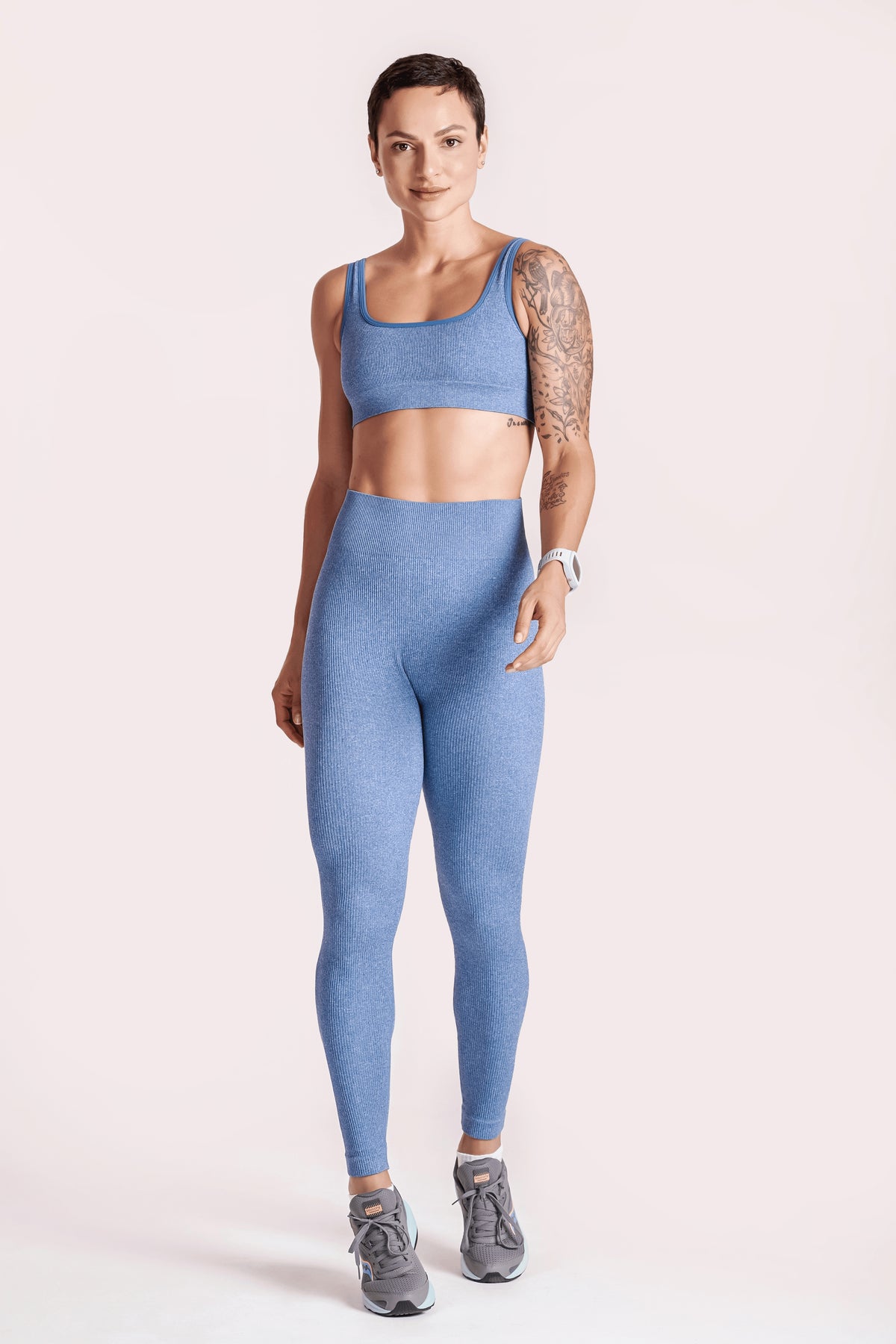 Azul