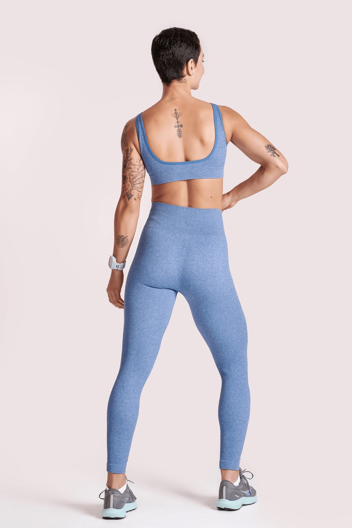 Azul