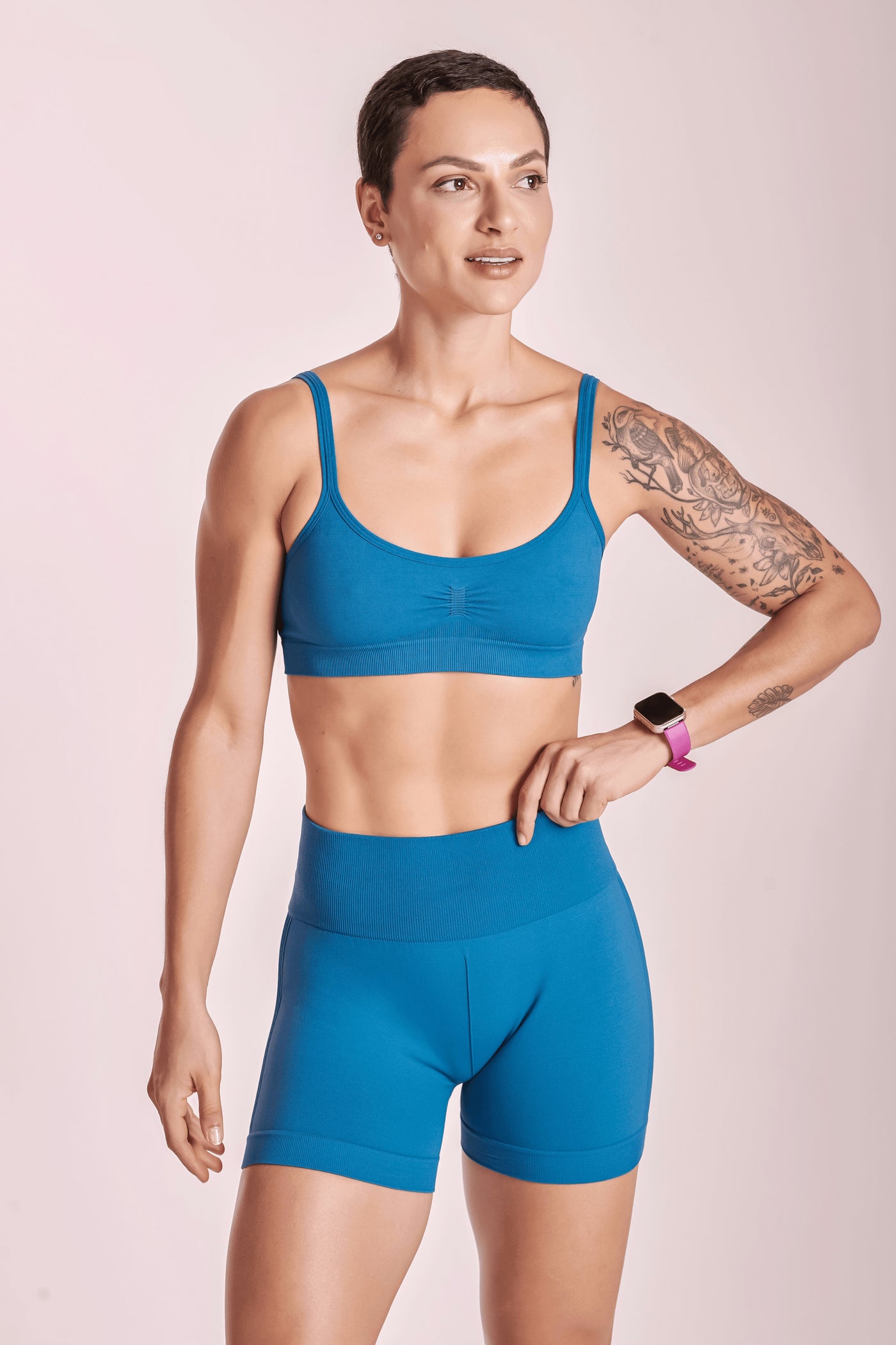 Azul