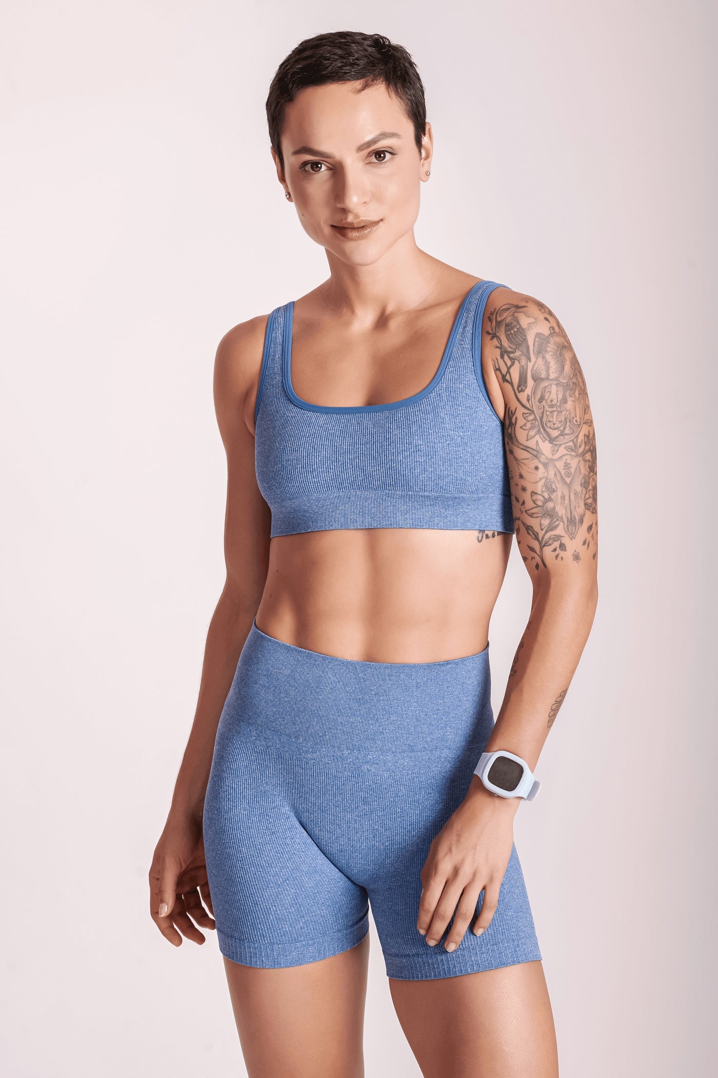 Azul