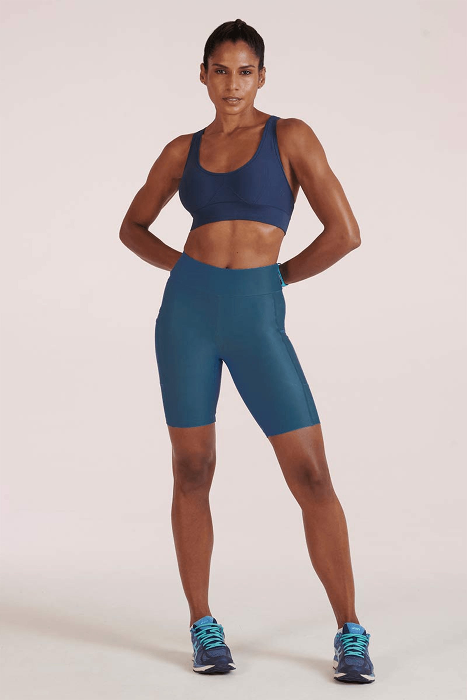 Azul