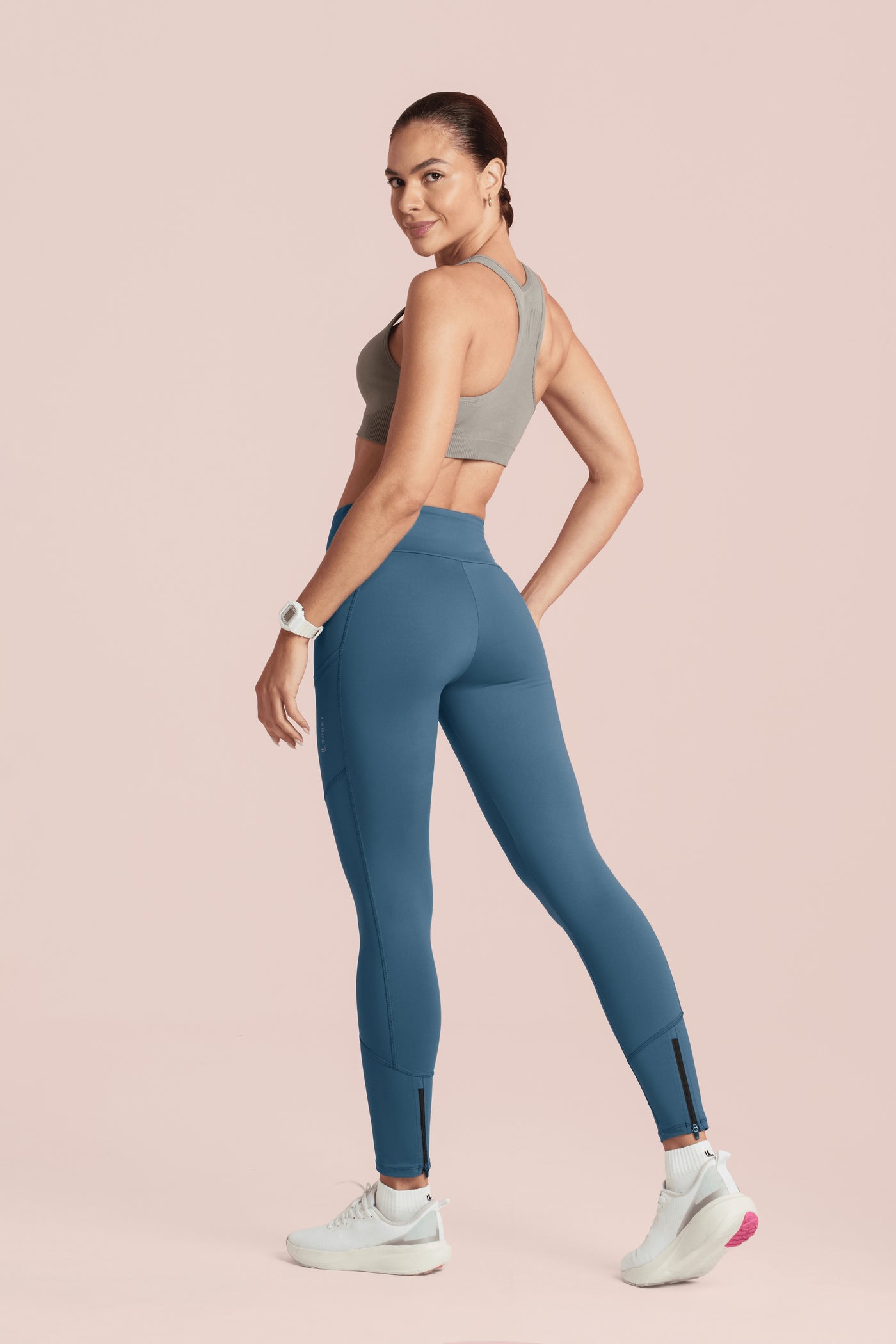 Azul