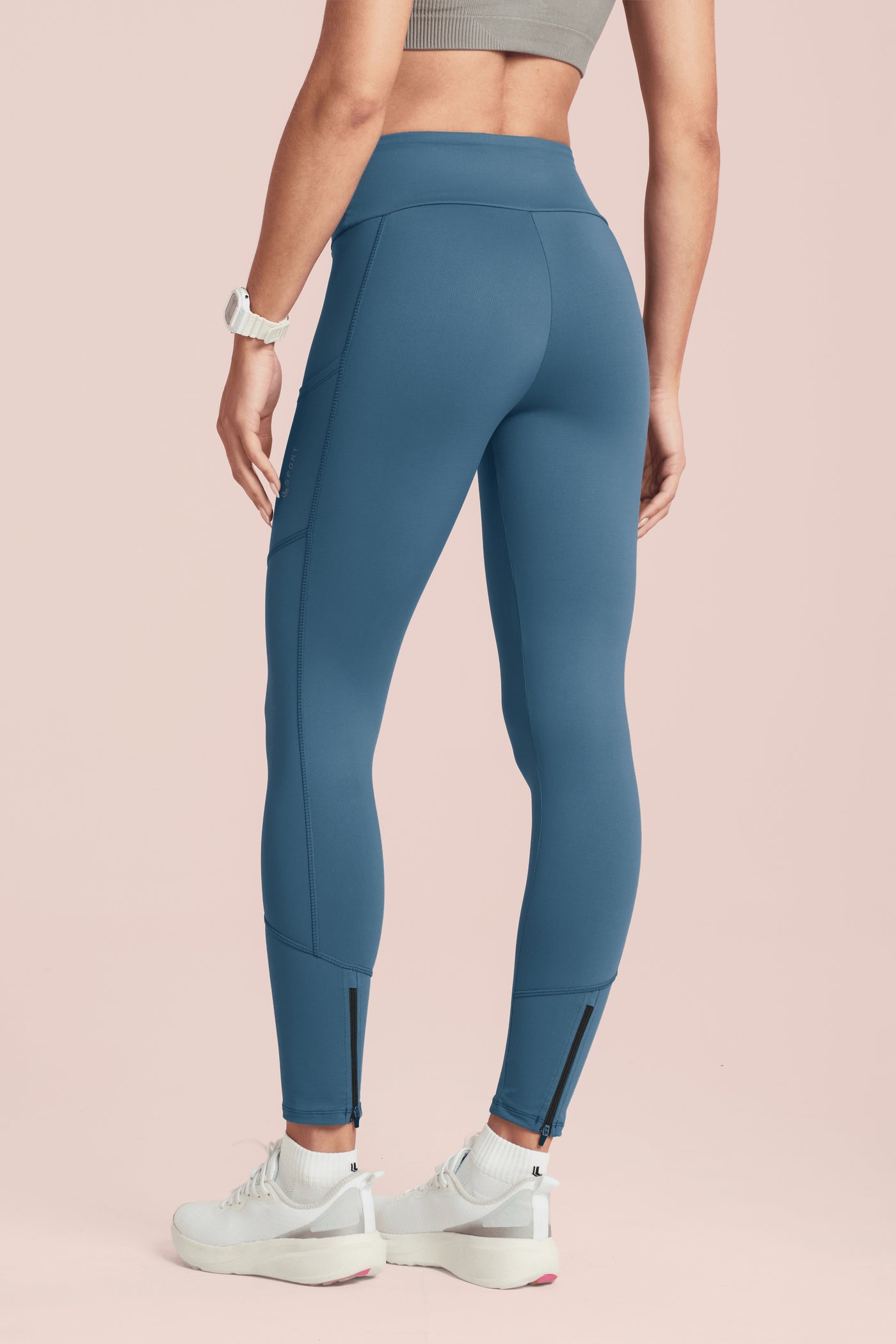 Azul