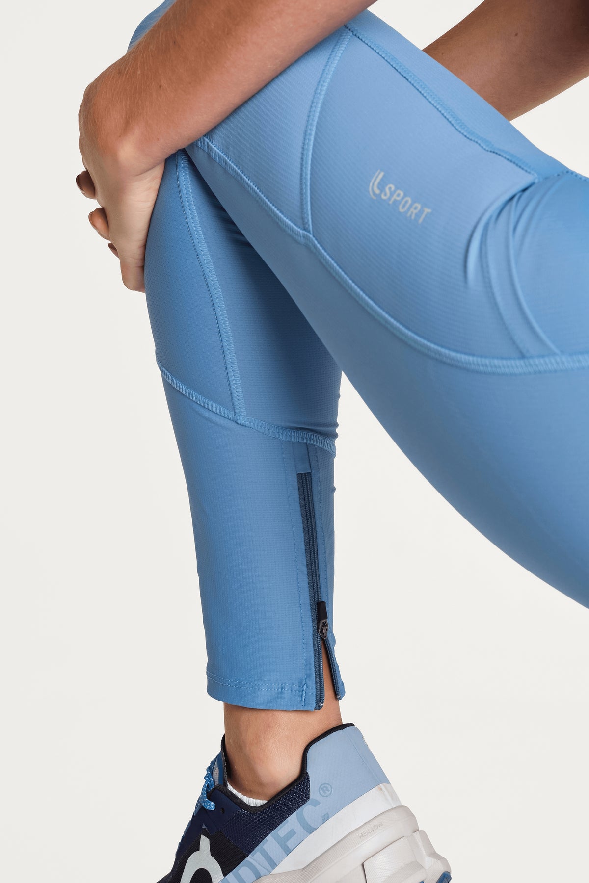 Azul