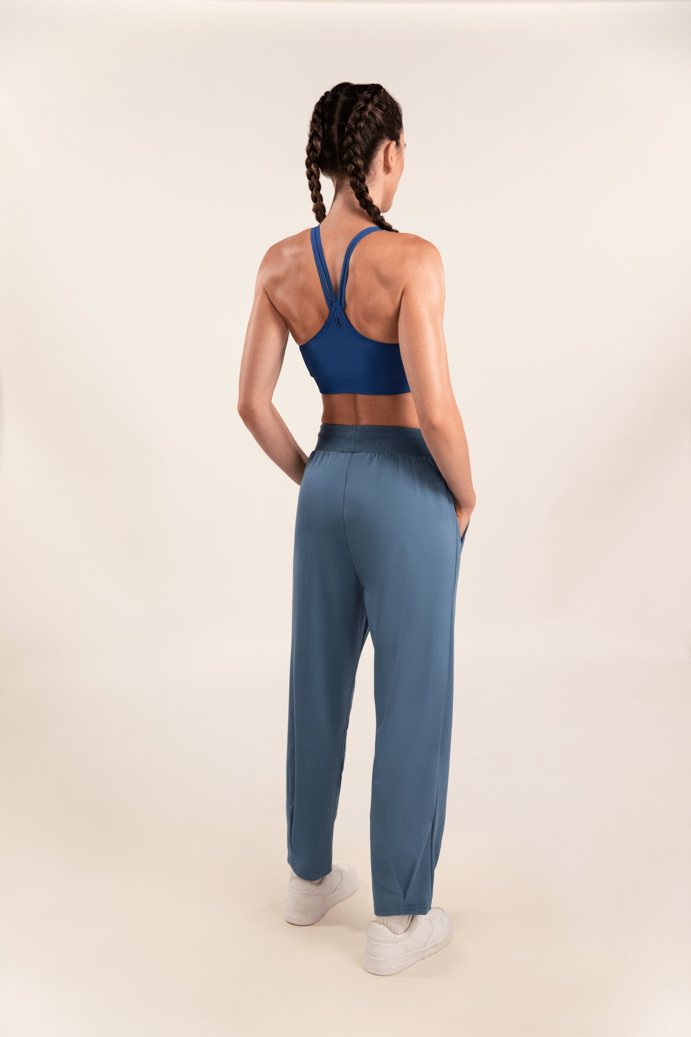 Azul