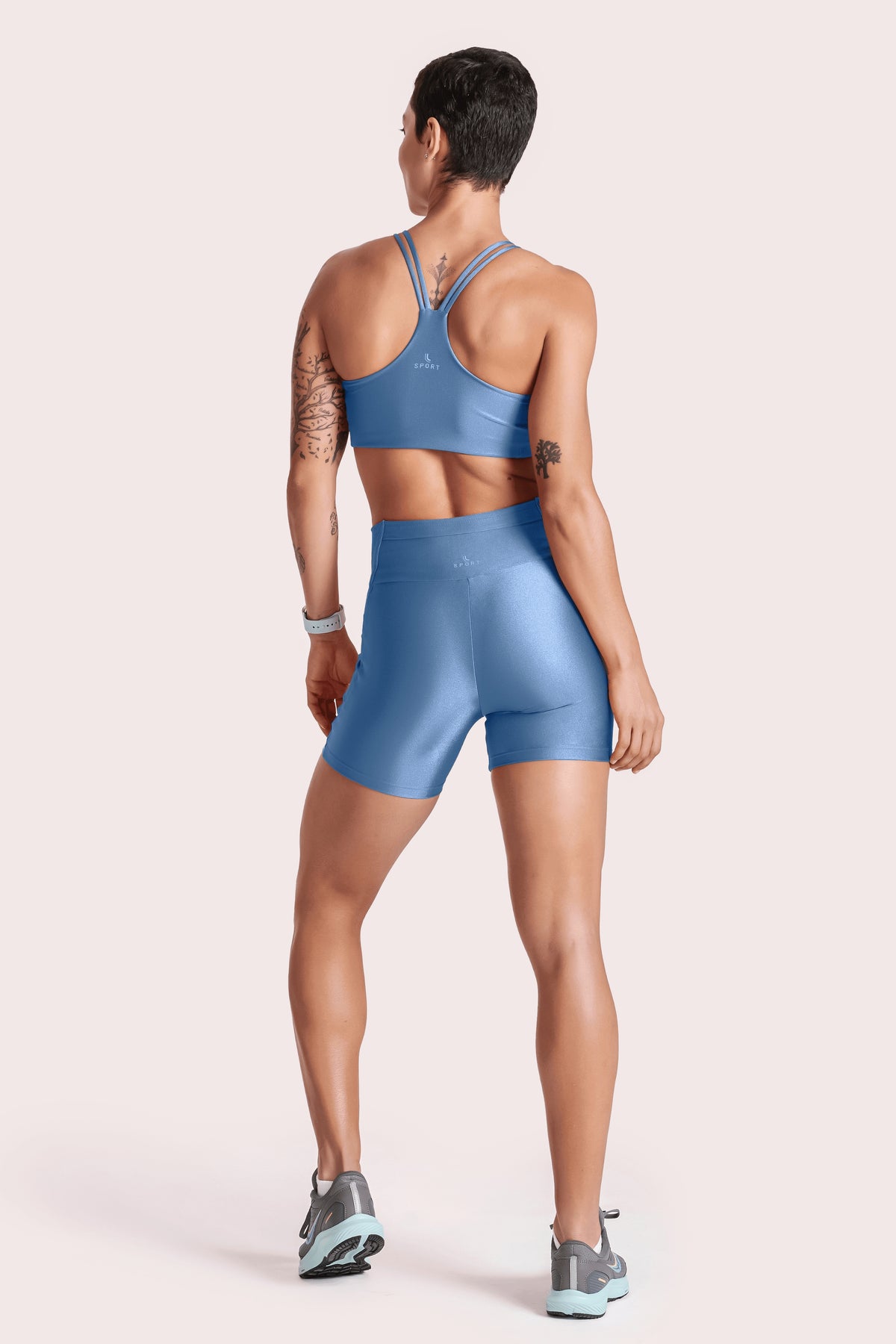 Azul